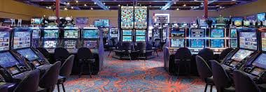 eeejl platform sports and casino lobby displayed on a mobile phone in the Philippines